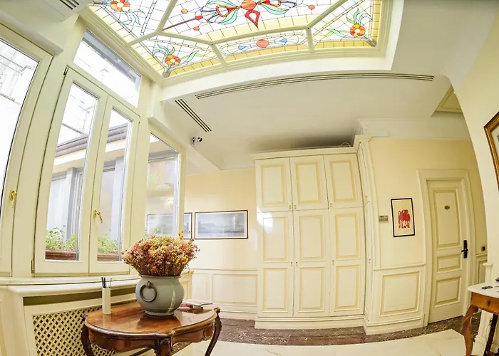 Al centro Luxury Home